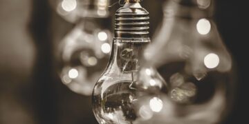 Revolutionizing Renewable Energy: The Latest Innovations in Green Technology